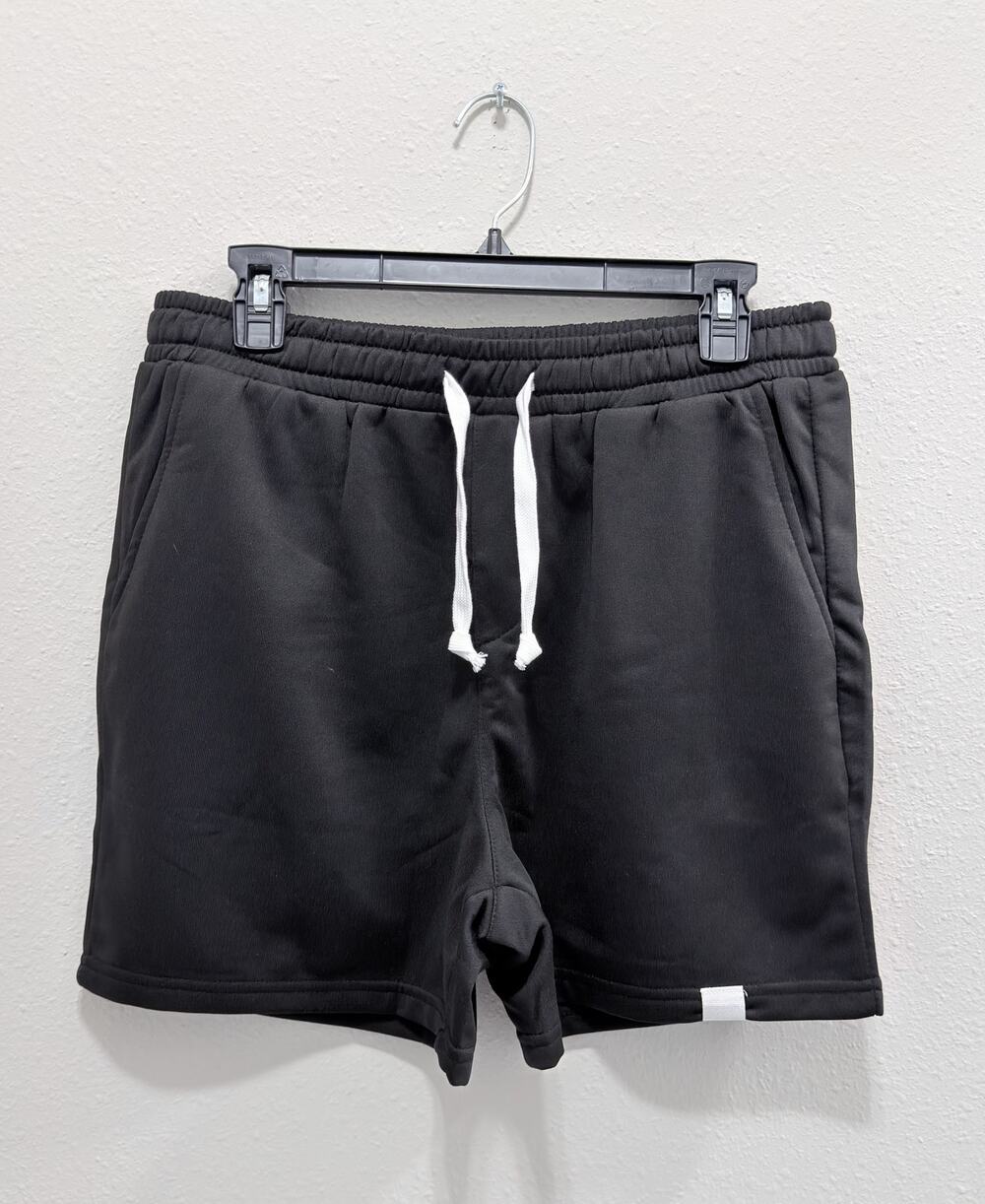 Men’s Black Athletic Knit Drawstring Shorts Large Preowned